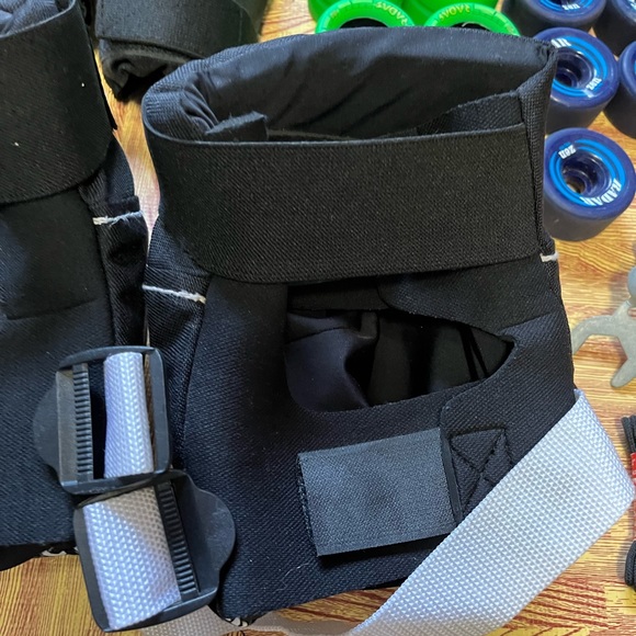 Killer 187 pro knee pads GUC medium - Picture 2 of 5